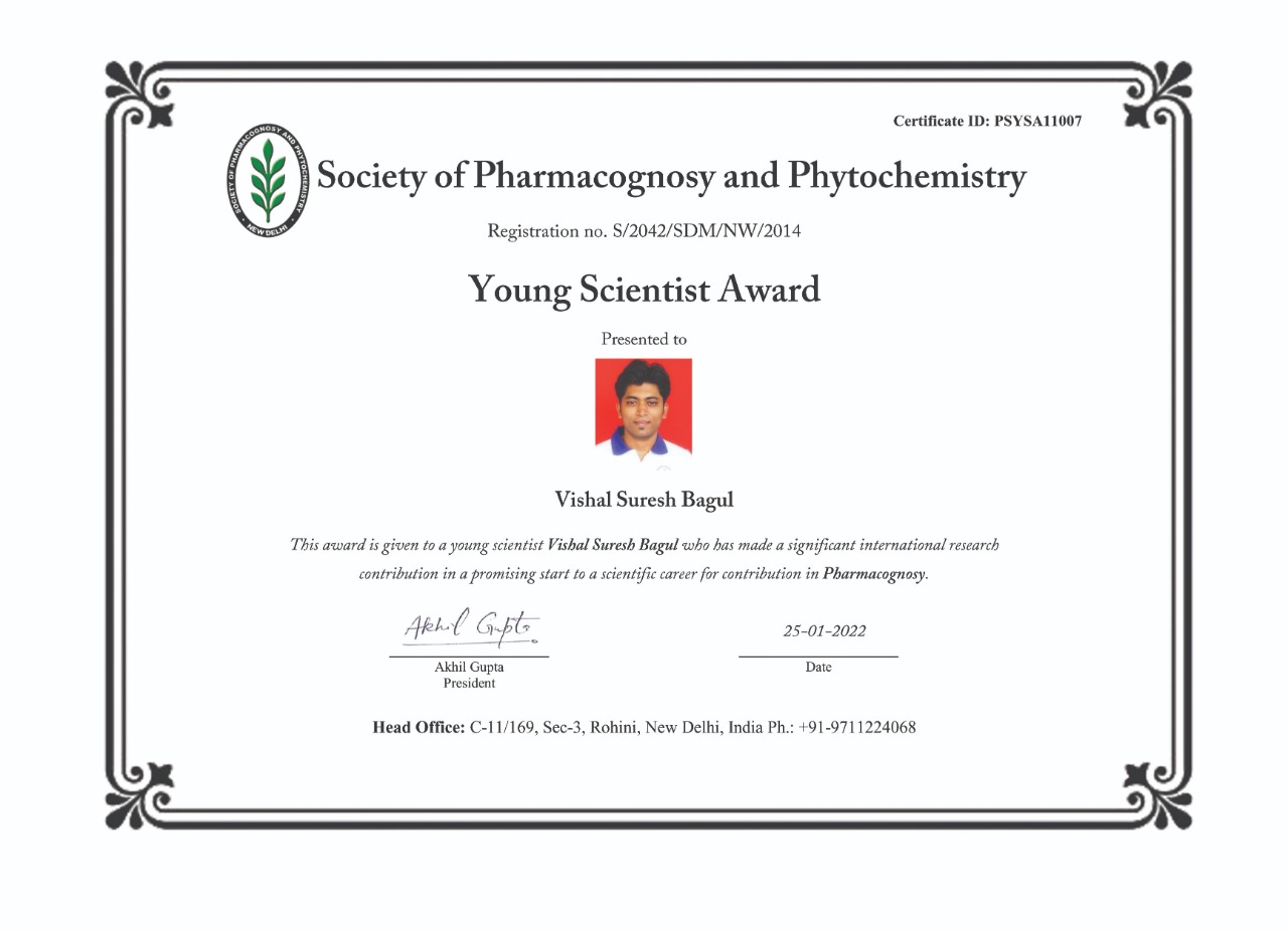 Mr. Vishal Suresh Bagul received Young Scientist Award from Society of Pharmacognosy and Phytochemistry, New Delhi