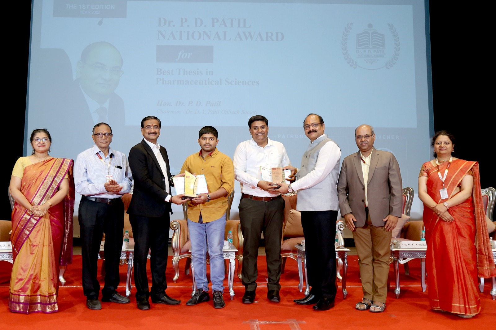 H. R. Patel Institute of Pharm. Education & Research Students and Mentor Clinch Prestigious Dr. P. D. Patil National Dissertation Award 